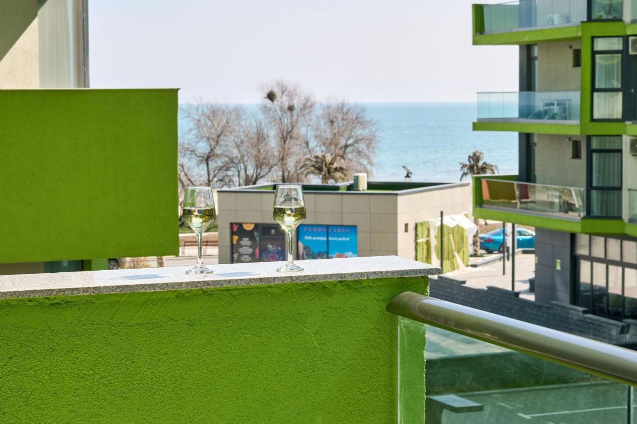 Seastar Apartment - Spa N Pools Beach Resort Mamaia Dış mekan fotoğraf