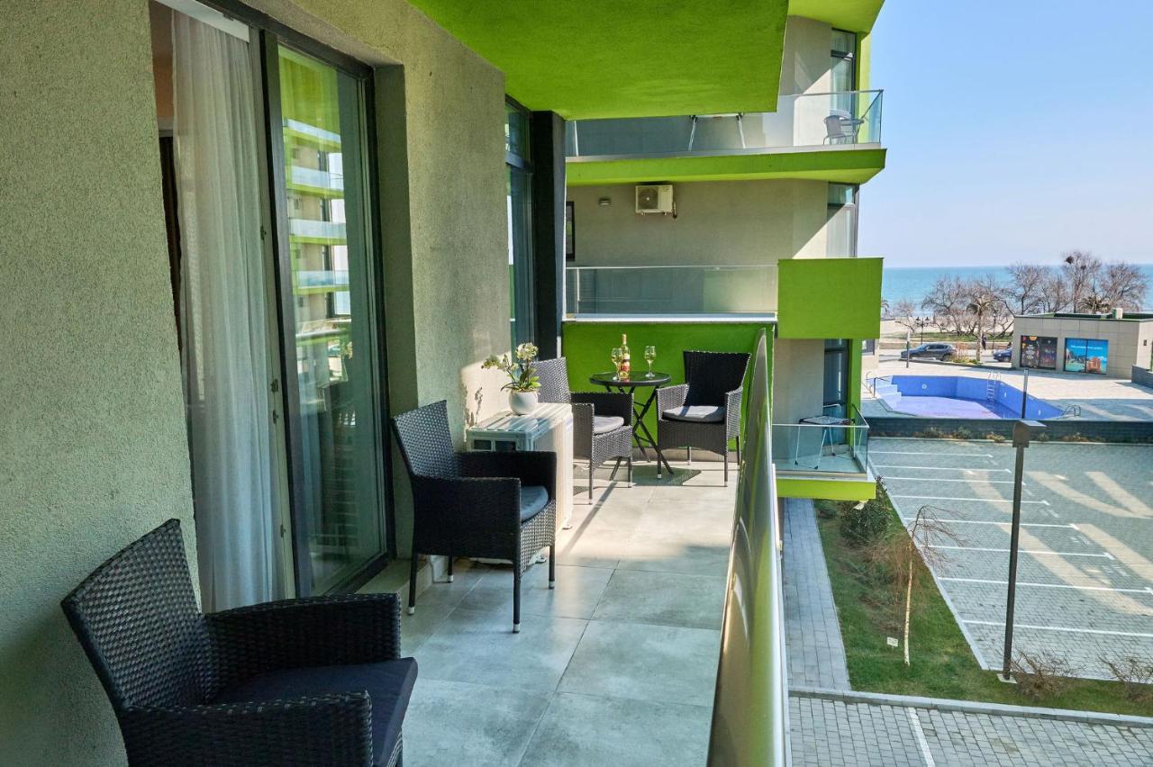 Seastar Apartment - Spa N Pools Beach Resort Mamaia Dış mekan fotoğraf