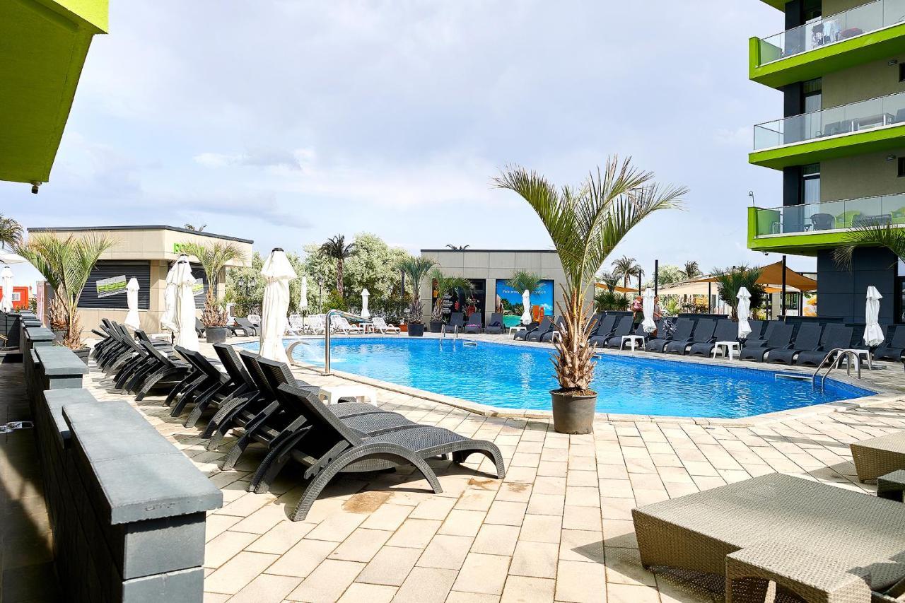 Seastar Apartment - Spa N Pools Beach Resort Mamaia Dış mekan fotoğraf