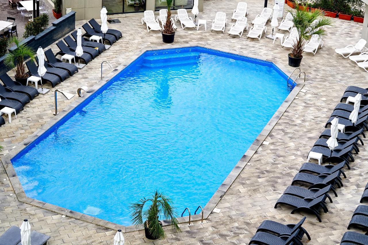 Seastar Apartment - Spa N Pools Beach Resort Mamaia Dış mekan fotoğraf
