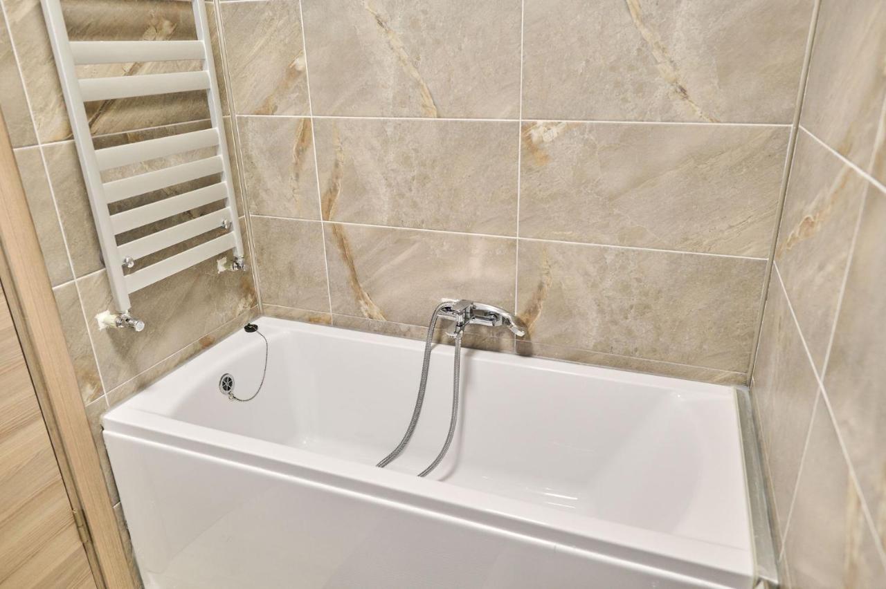 Seastar Apartment - Spa N Pools Beach Resort Mamaia Dış mekan fotoğraf